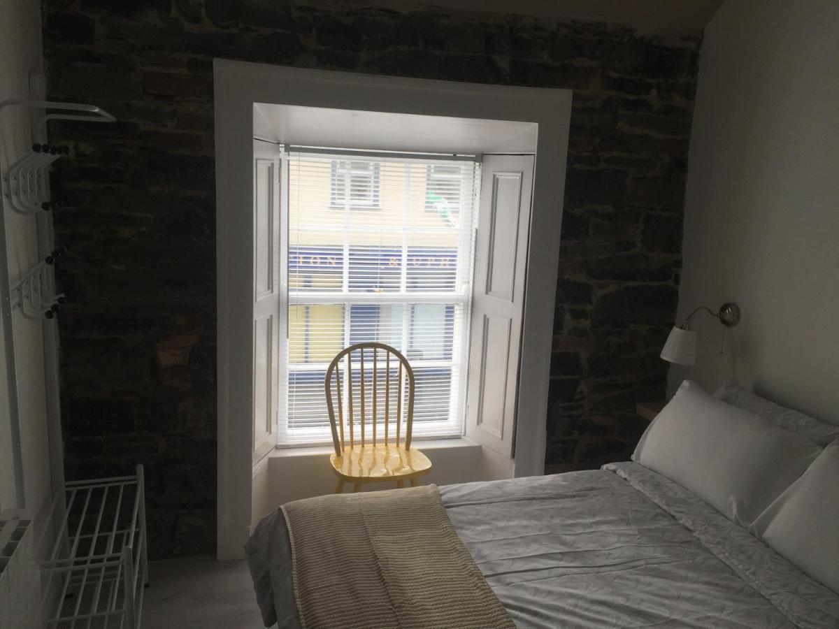 Room 2 Camp Street B&B & Self Catering Oughterard Extérieur photo