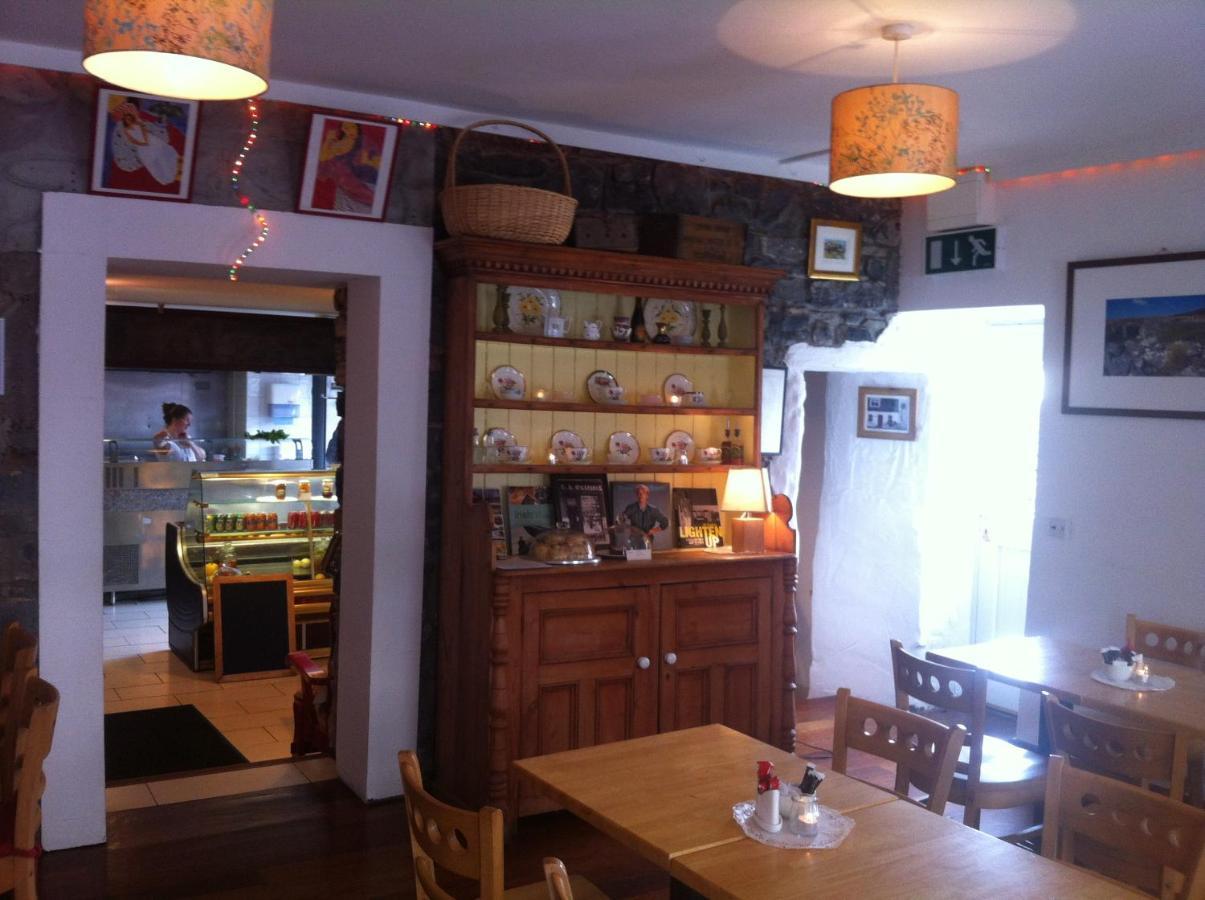 Room 2 Camp Street B&B & Self Catering Oughterard Extérieur photo