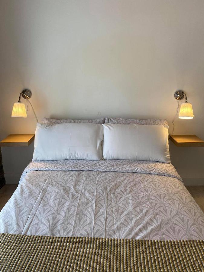 Room 2 Camp Street B&B & Self Catering Oughterard Extérieur photo